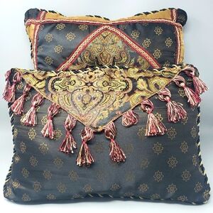 Chris Madden 2-Piece Decorative Pillow Set